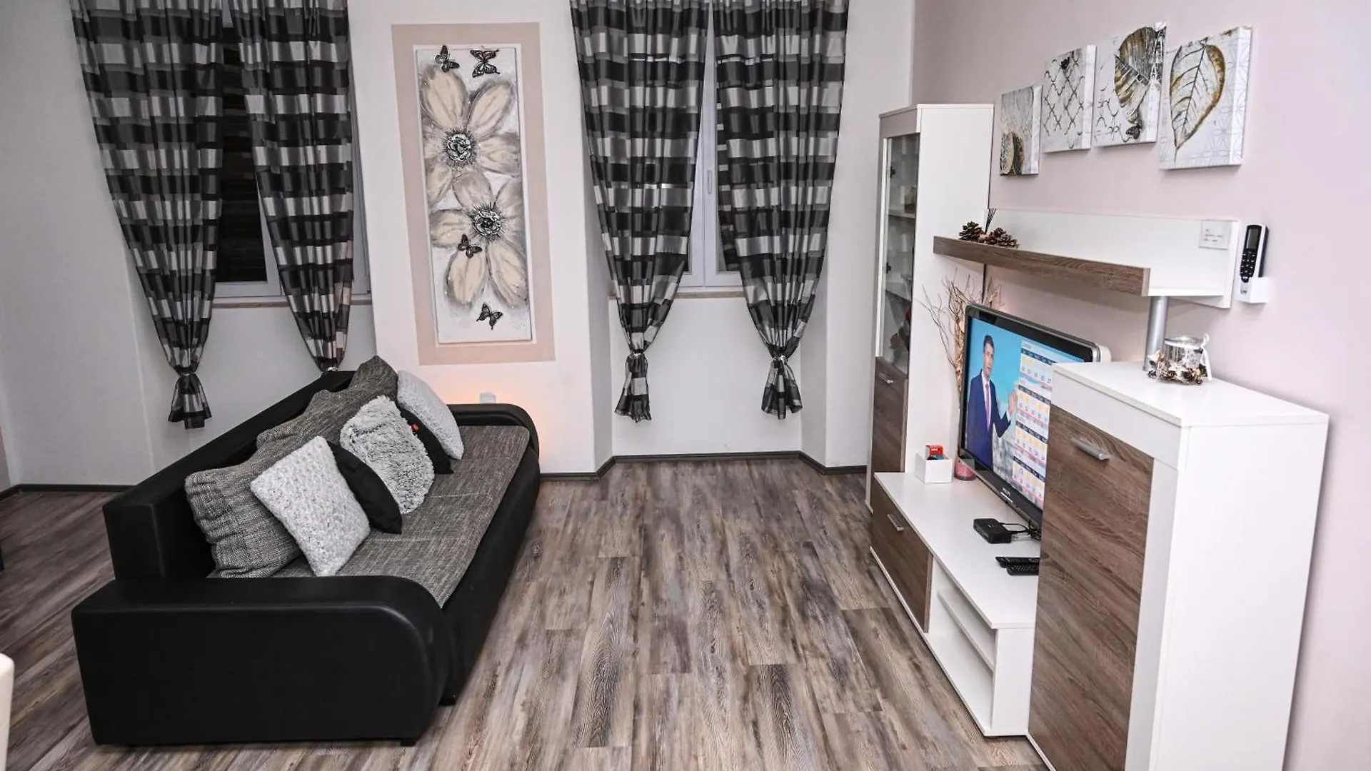 Apartments Maletic Pula 0*,