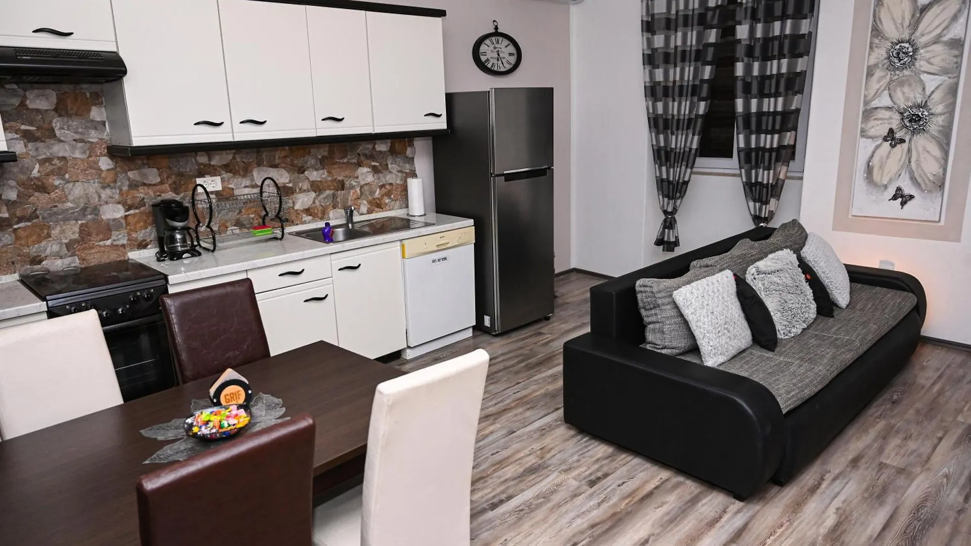 פולה Apartments Maletic